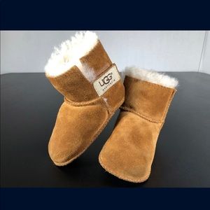 Authentic UGG Erin bootie size M Infant